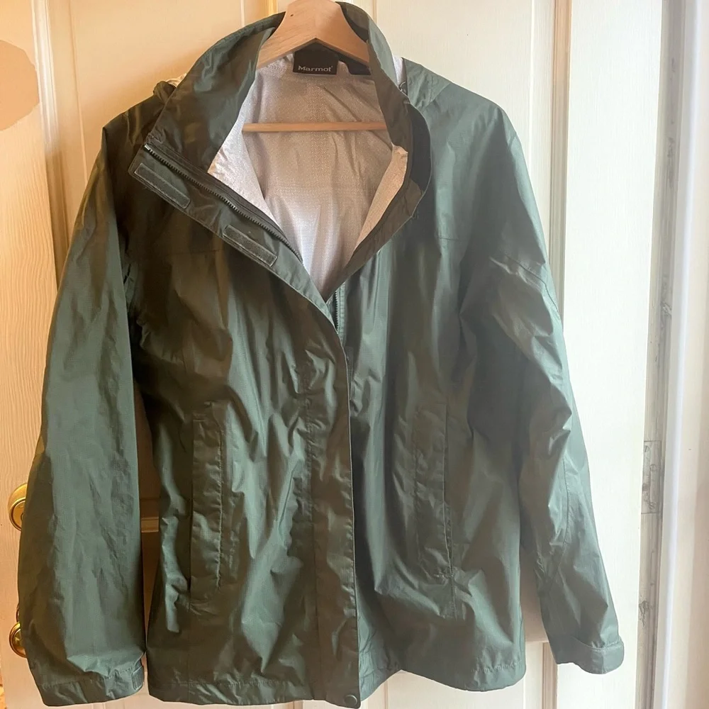 Marmot Olive Green Rain Jacket / Windbreaker - Picture 1 of 3